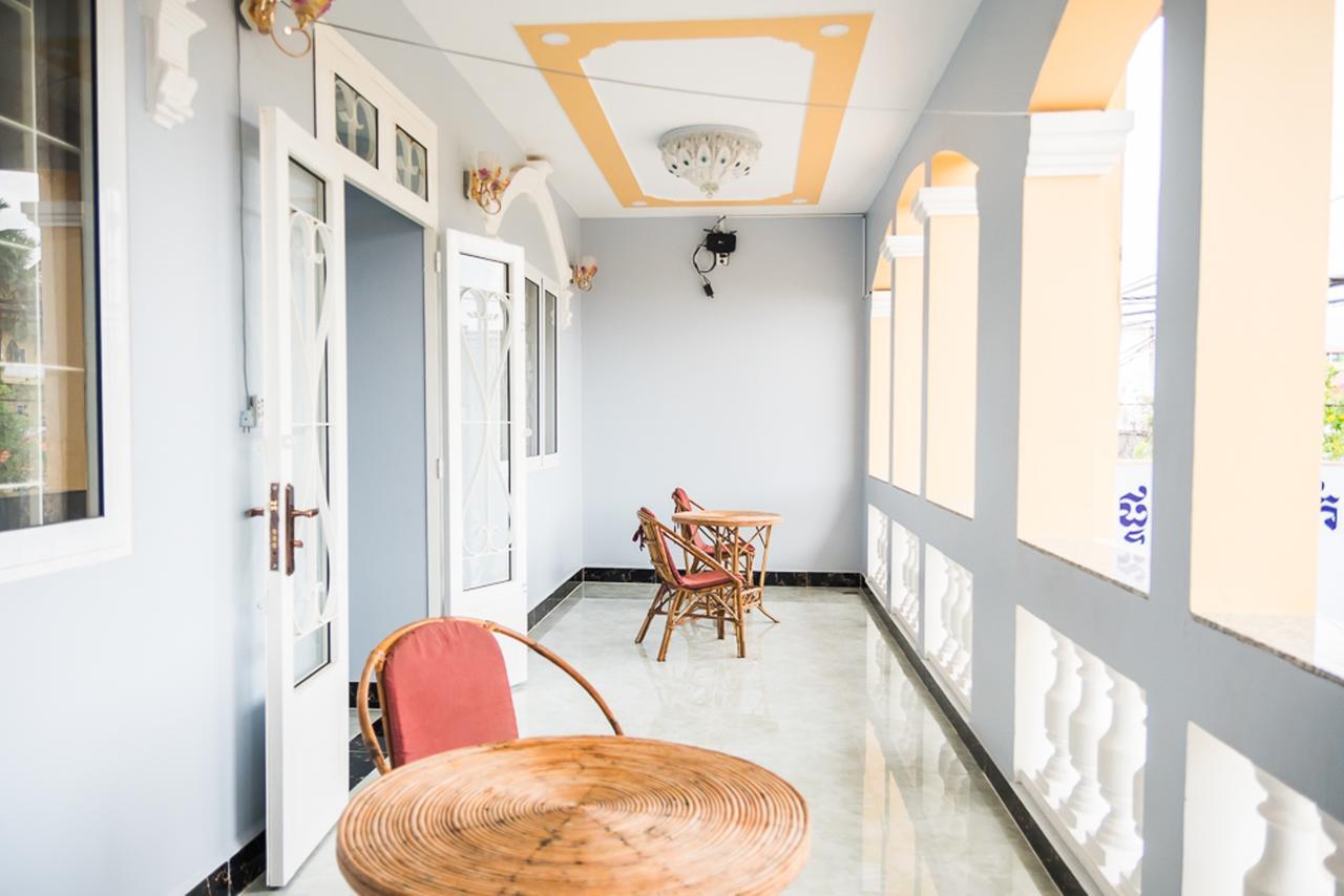 Paris Guesthouse Kampot Dış mekan fotoğraf